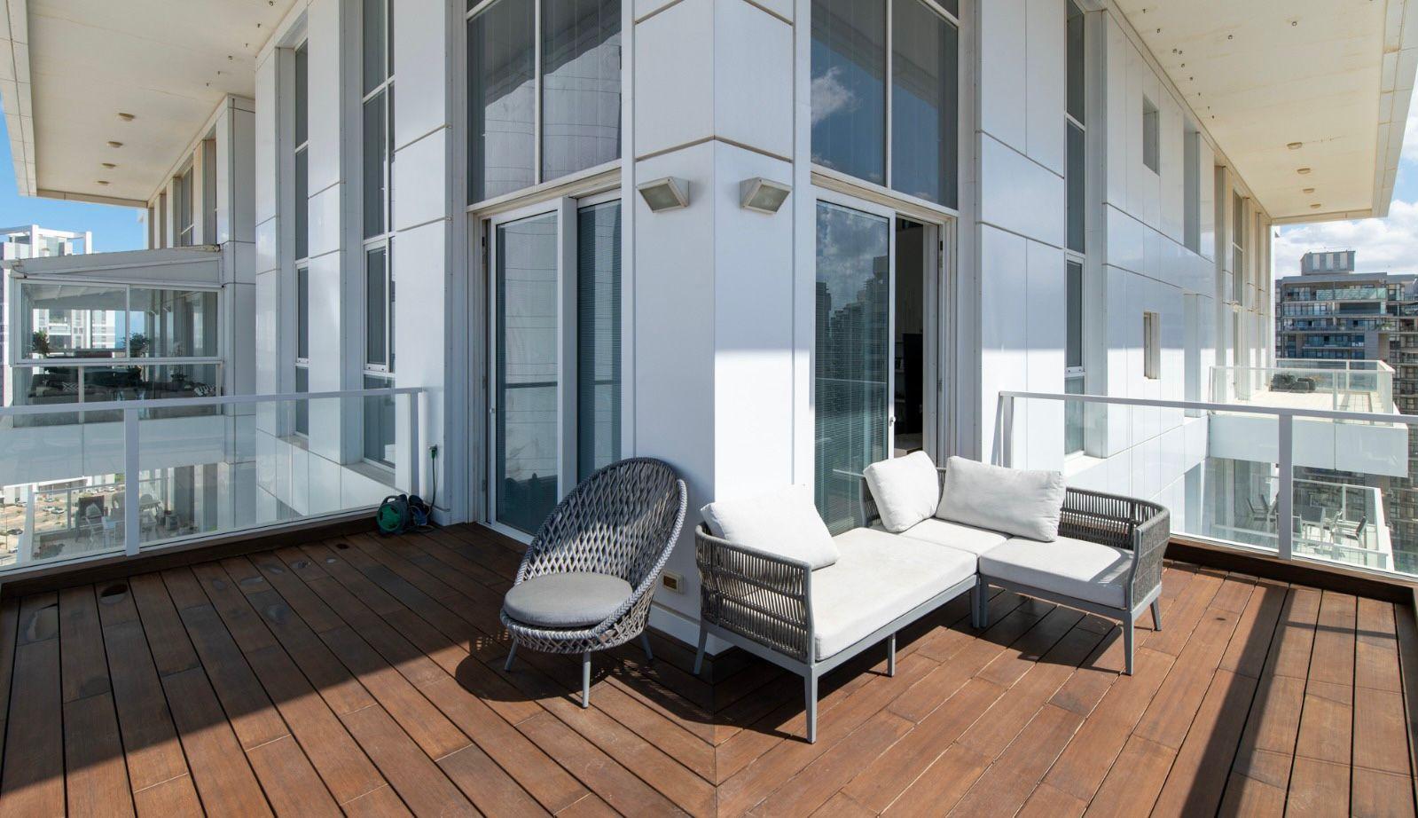 For sale In the prestigious "Briga Yam" project in Ir Yamim